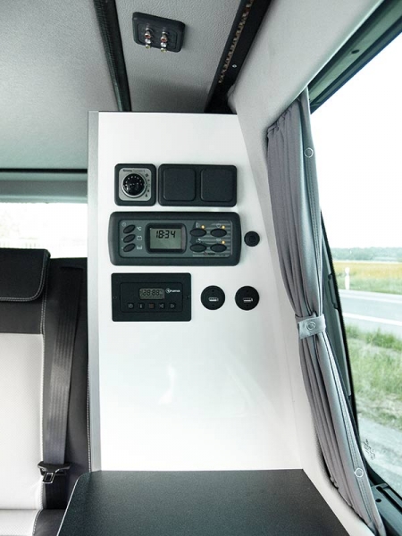 campingbus-vw-t5-triostyle-white-line_11_xxl